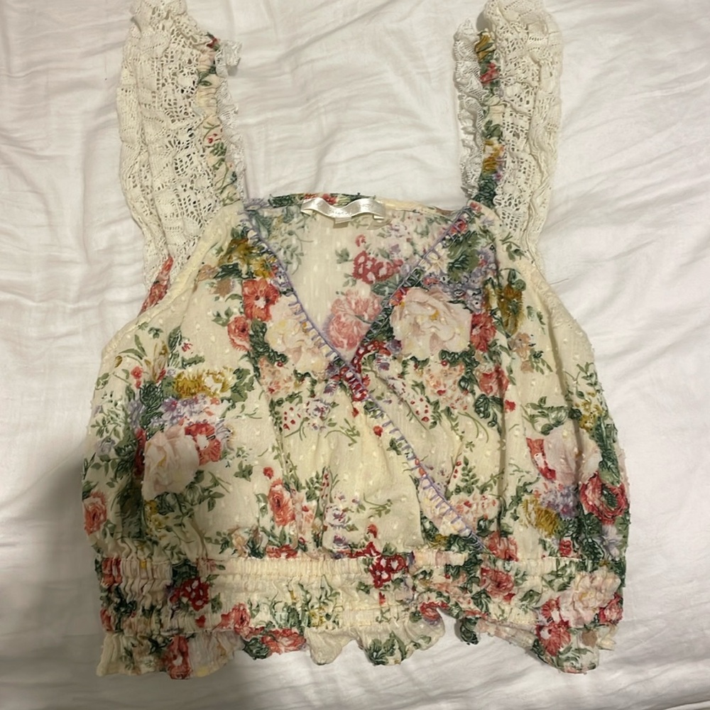 NWOT Loveshackfancy floral crop top size small